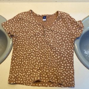 Tan T-Shirt with white Flowers